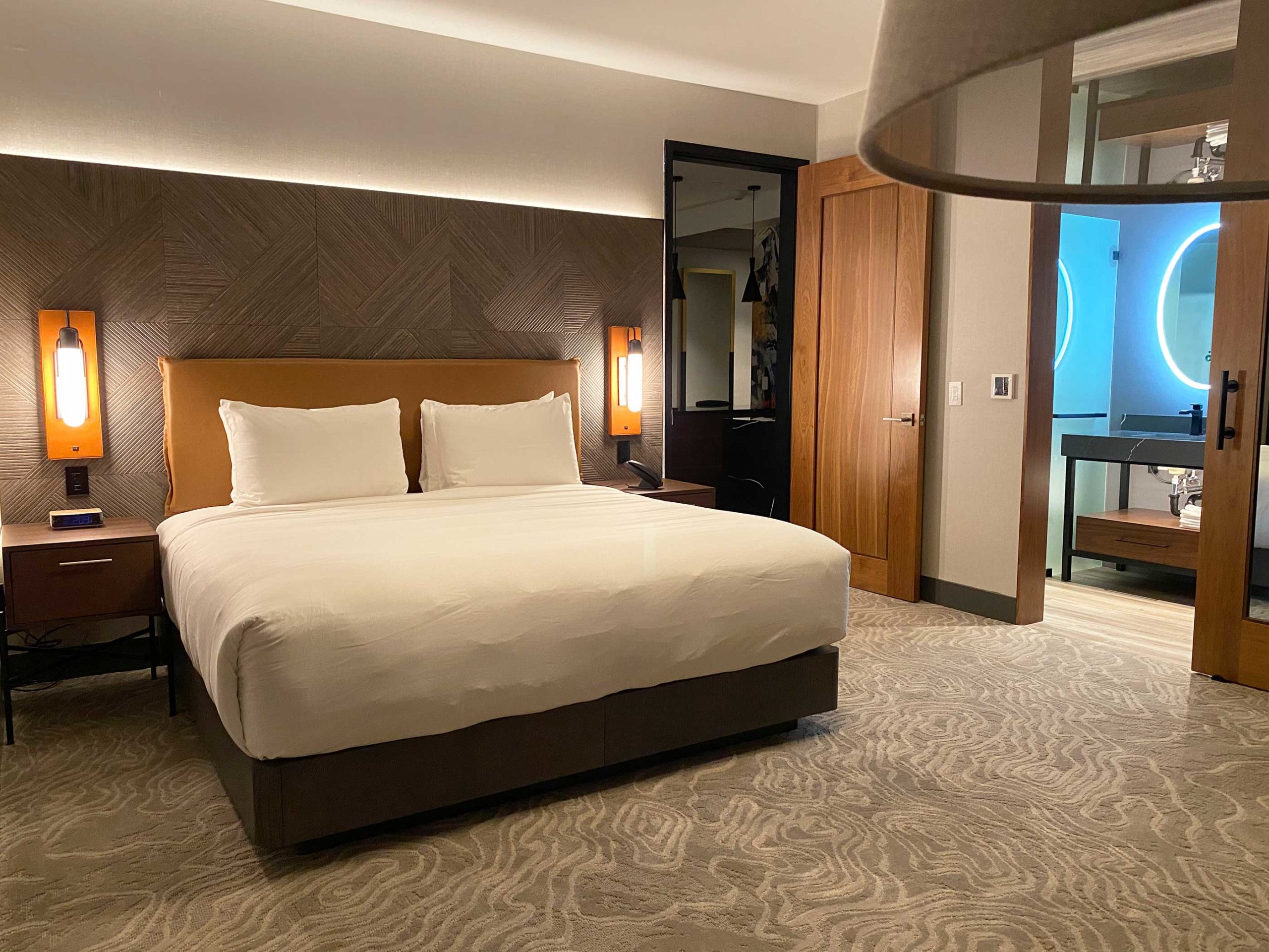 A king bedroom at The Glenmark Hotel in Glendale, Los Angeles