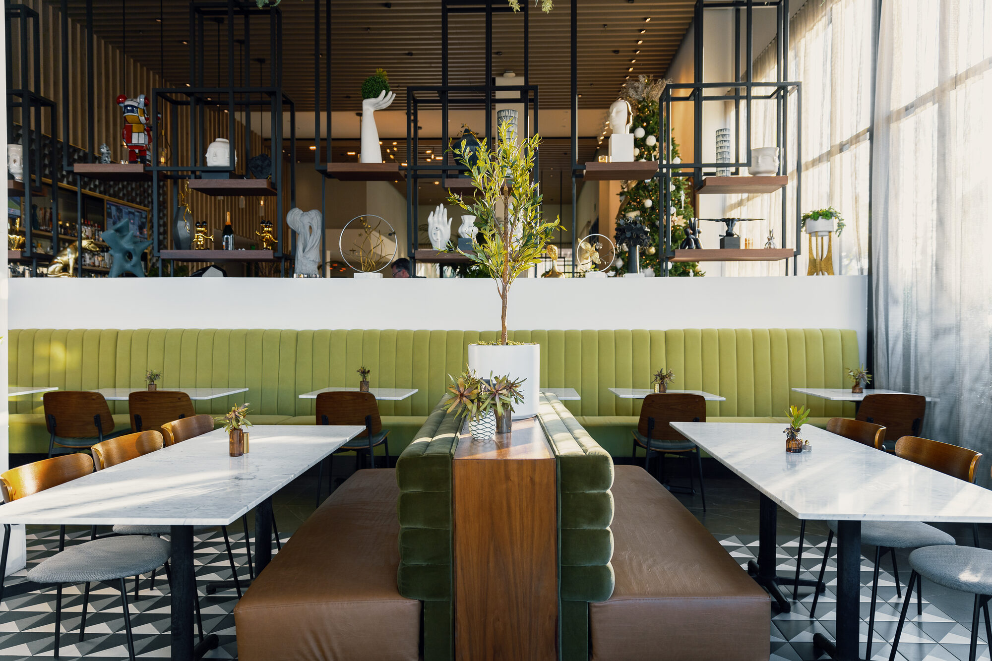 Olia Restaurant
