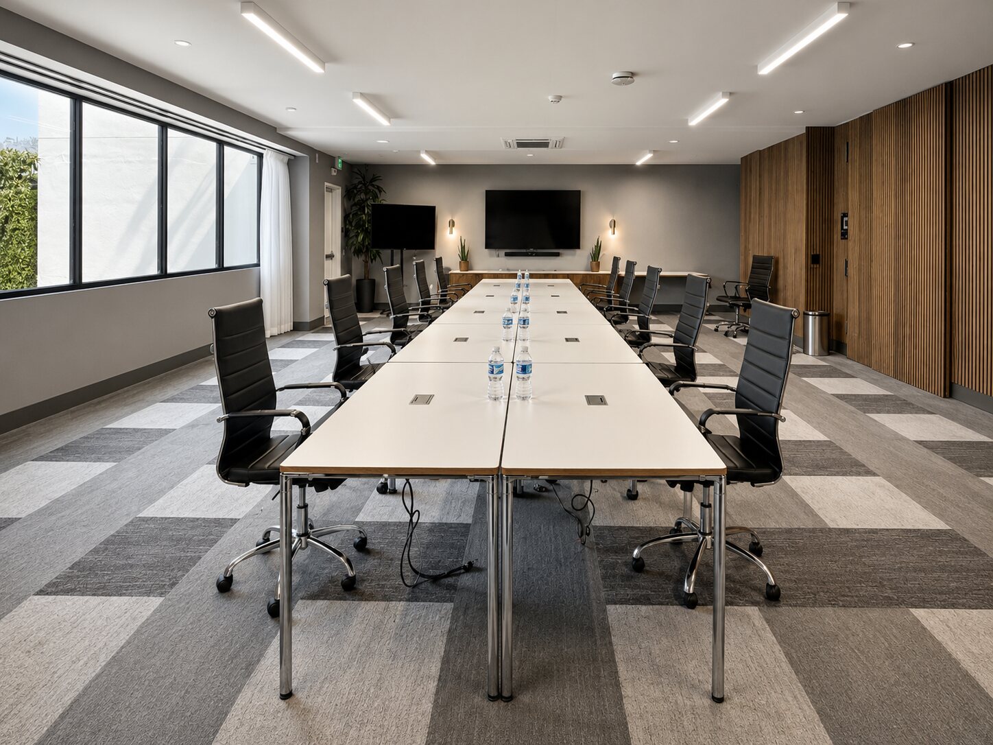 Jade Meeting Room