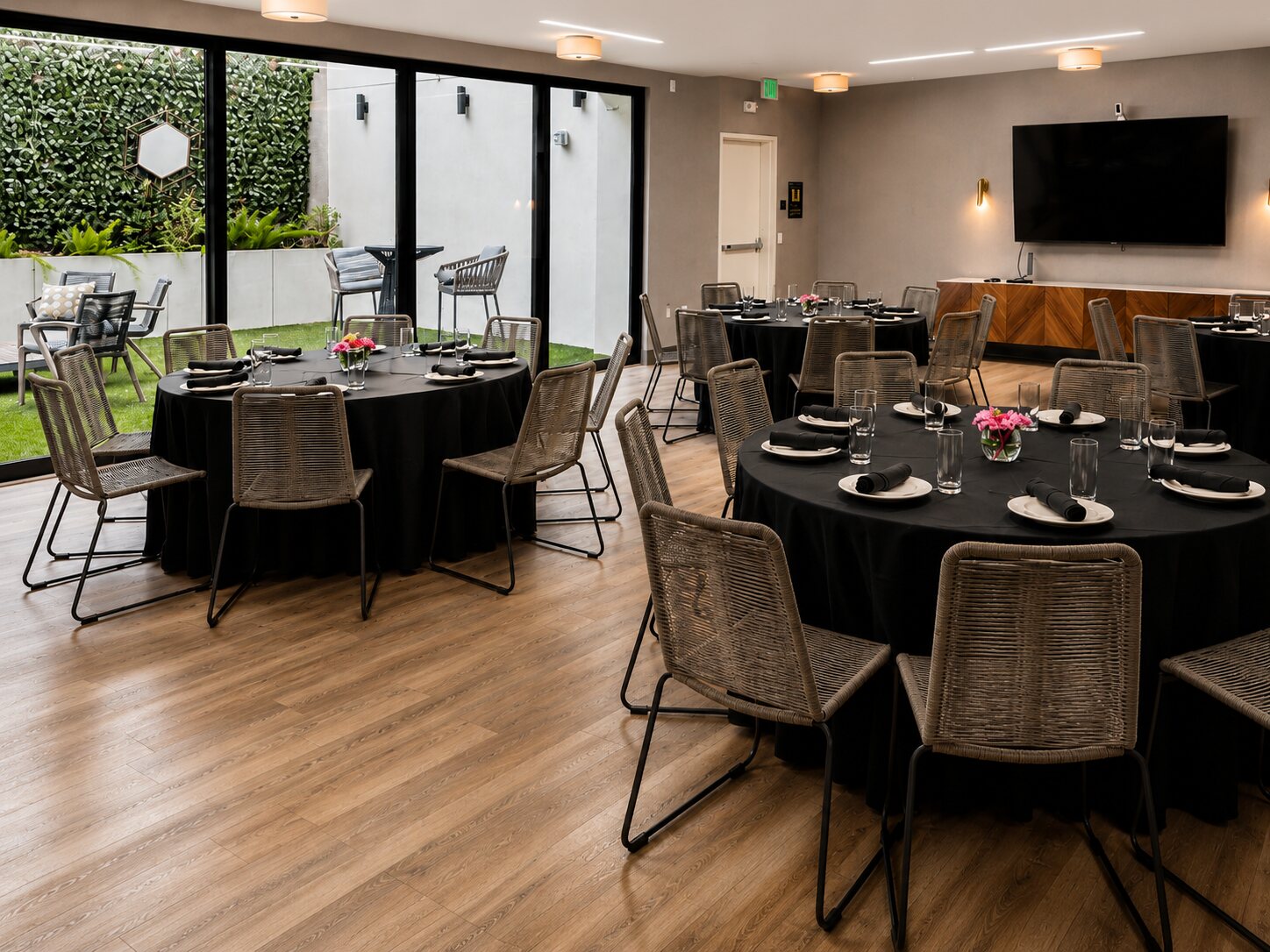Jasper Meeting Room